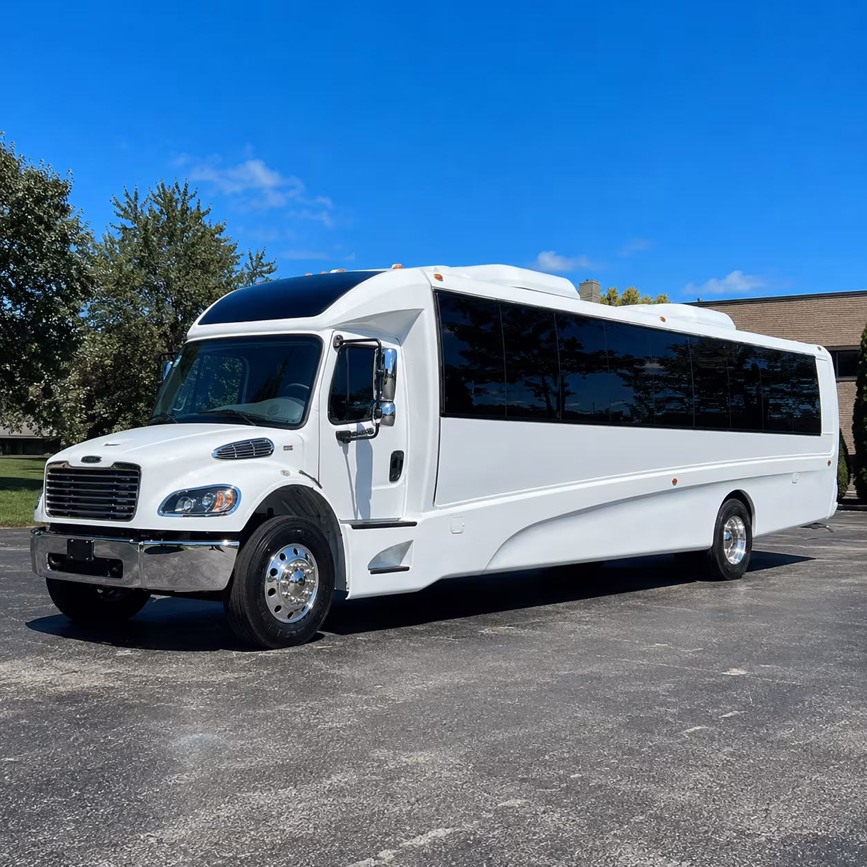 allen 18 passenger minibus