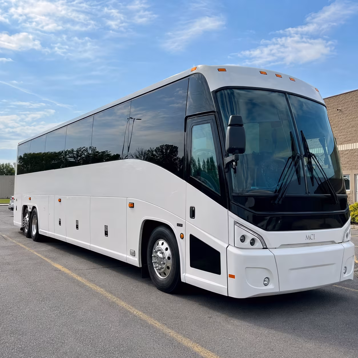 find the perfect transportation for your next airport transfer 3