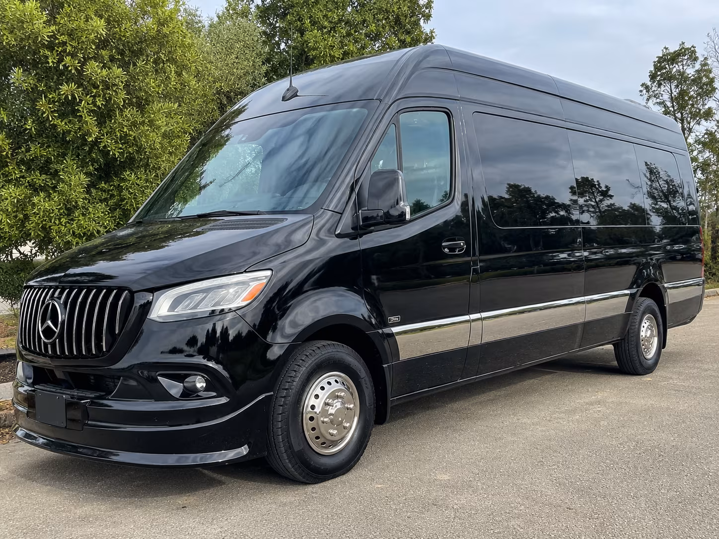 wine tour sprinter van rentals for private groups in allen